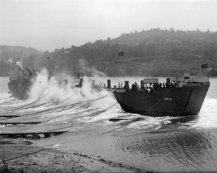 Launch.jpg - Launching of LST 884 at Dravo East Yard — 30 Sep 1944 - Dravo Corporation, Neville Island, Pittsburgh, PA (Karl Krumm family photos)